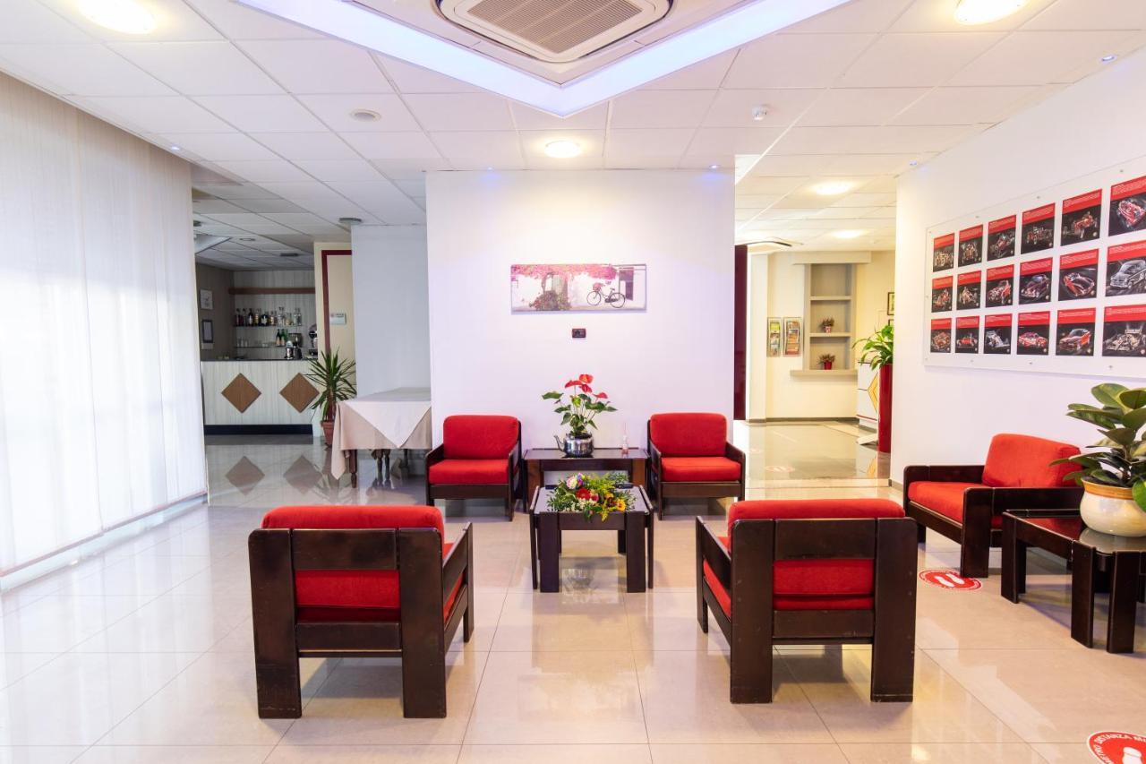 Xxv Aprile Casa Per Ferie Otel Albenga Dış mekan fotoğraf